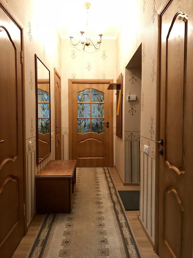Large Apartment In The City Center Mukačevo Esterno foto