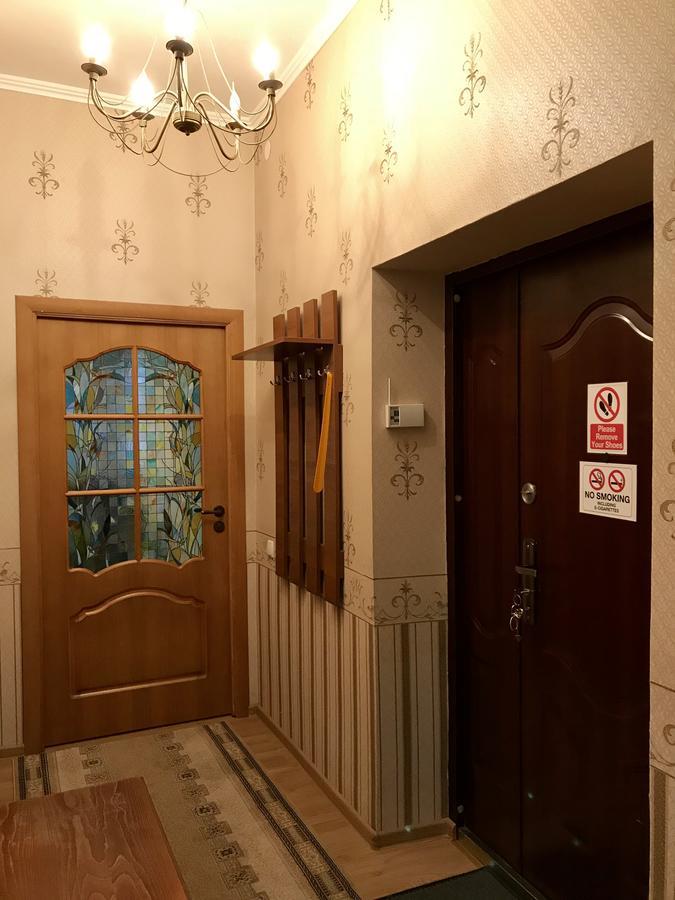 Large Apartment In The City Center Mukačevo Esterno foto